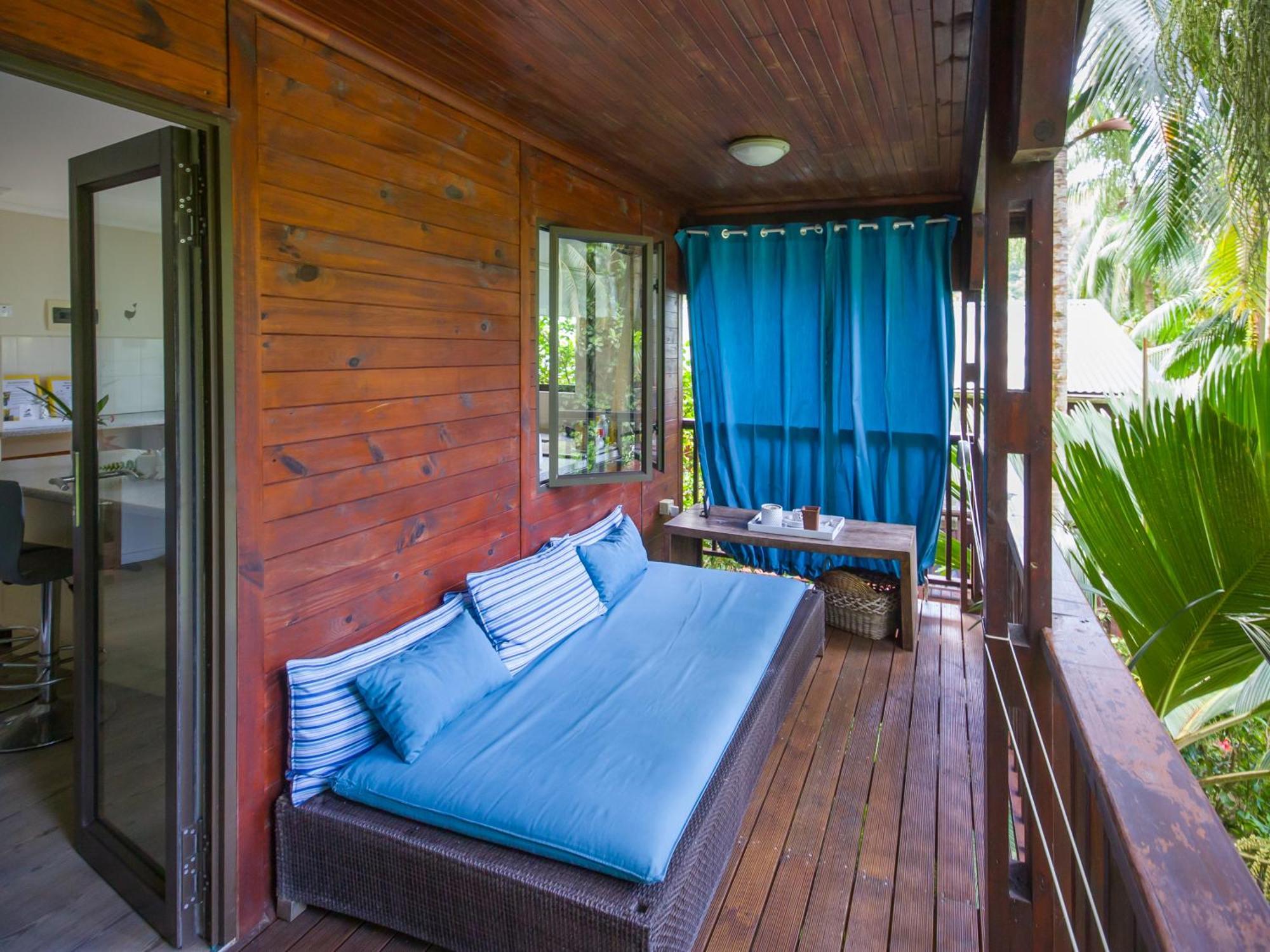 Villa Hillside Retreat